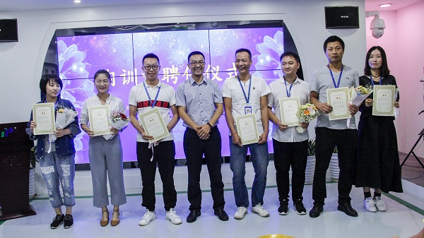 ����(j��ng)�������c��(n��i)Ӗ(x��n)����Ӱ