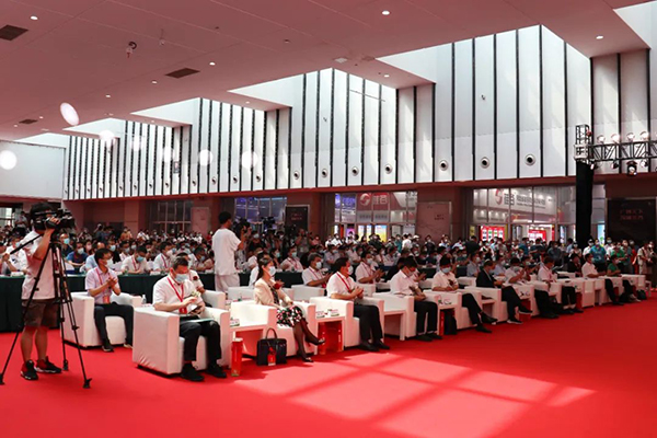 �ڶ�ʮ����ȫ��(gu��)������Ϣ�����߮a(ch��n)Ʒ���ו�(hu��)�_(k��i)Ļʽ�F(xi��n)��(ch��ng)