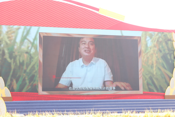 �Ї��ƌWԺԺʿ�Xǰ��ҕ�l�R�~